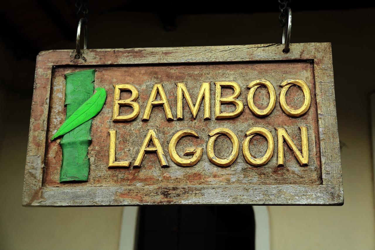 Bamboo Lagoon Backwater Front Resort Alappuzha Exteriör bild